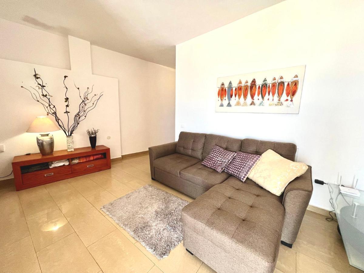 Alcamar Habitacion Privada Con Bano Compartido Cerca Al Mar! Appartement Alcalá la Real Buitenkant foto